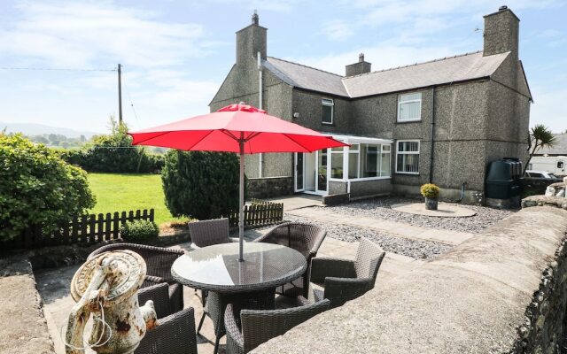 Cefn Werthyd Farmhouse