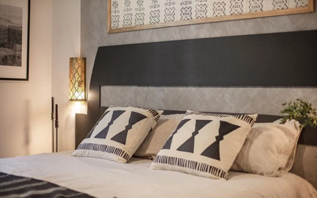 Azreg - 2 Bedrooms in Chamber