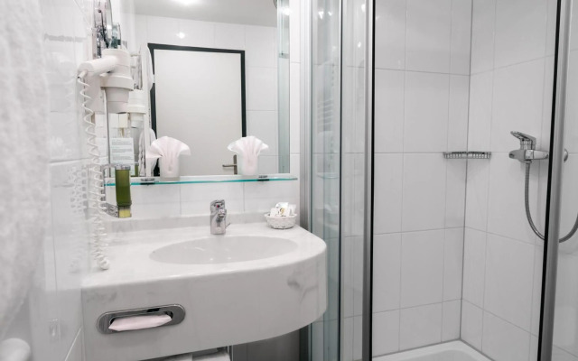 HOTEL ENGEL LIESTAL - Business & Lifestyle