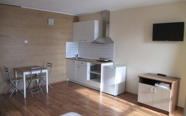 Nadezhda Aparthotel
