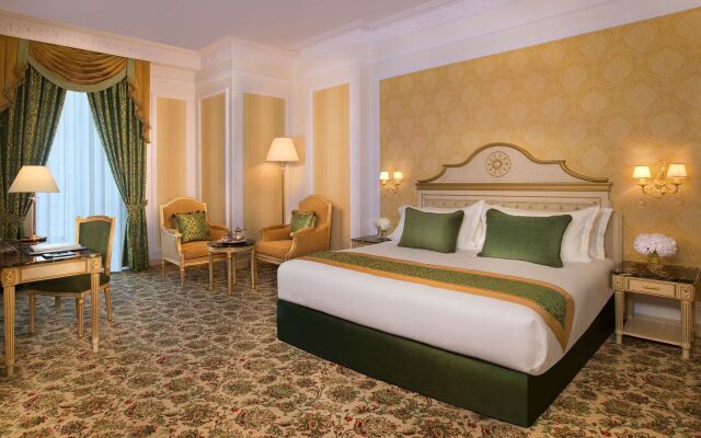 Royal Rose Abu Dhabi, a Curio by Hilton Affiliated Hotel