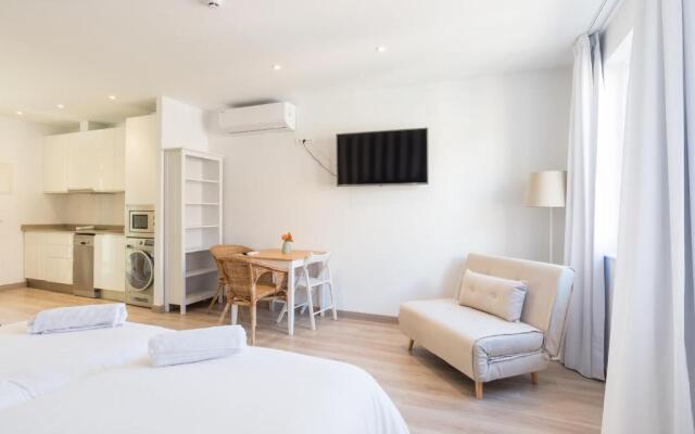 Urbe10 Atarazanas Premium Loft 4