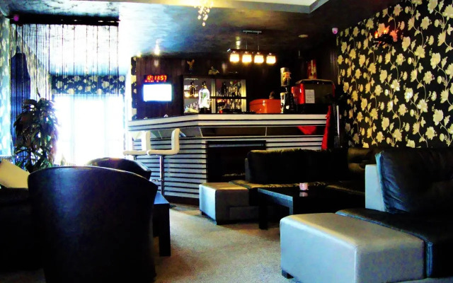 Hostel Max
