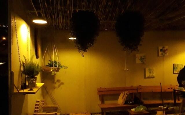 Nanghouse