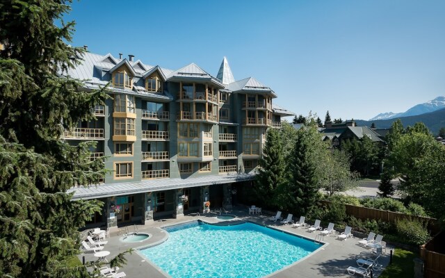 Whistler Cascade Lodge