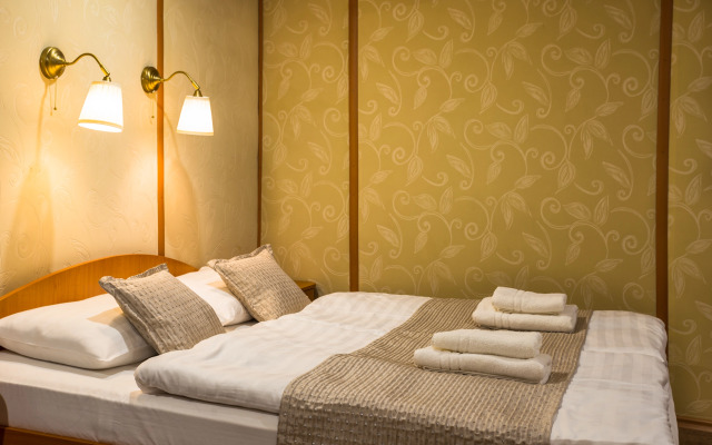 Grand Jules Boat Hotel Budapest