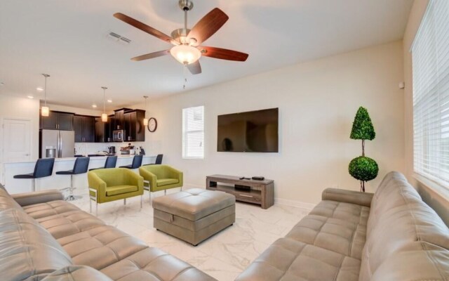 1625maids 8 Bedroom Villa