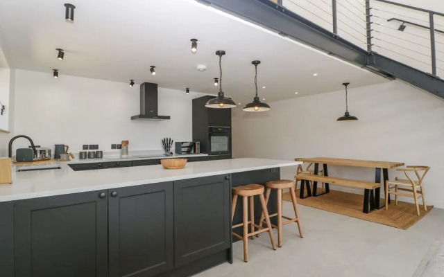 Tilia Barn