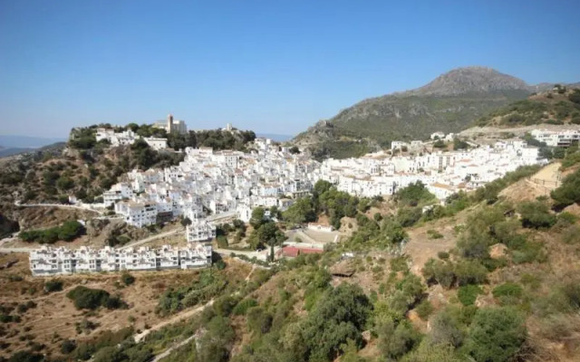 Casares Del Mar Luxury Apartments penthouse with beach access