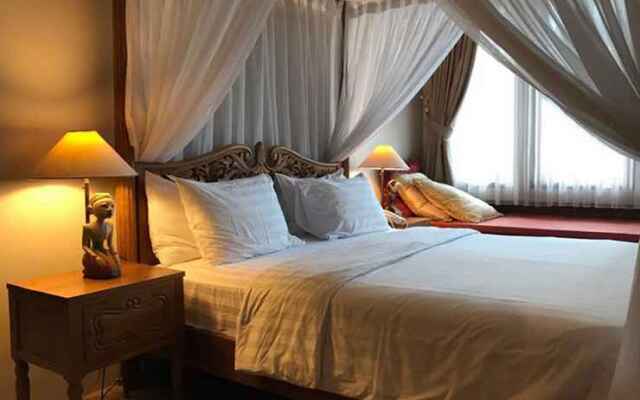 Rumah Stroberi Organic Farm and Lodge