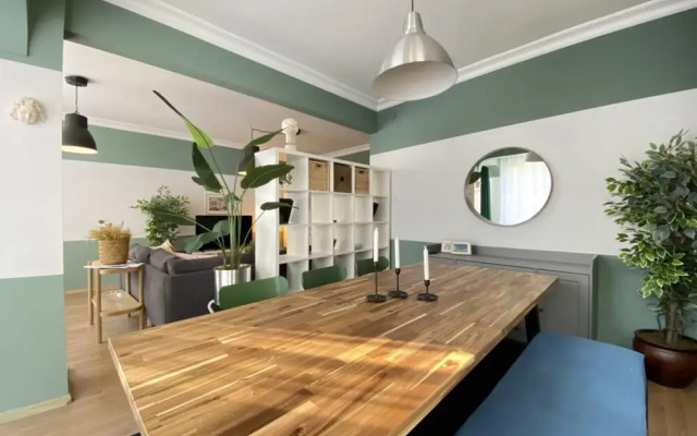 Missafir Superb Flat Near Bagdat Street in Kadikoy