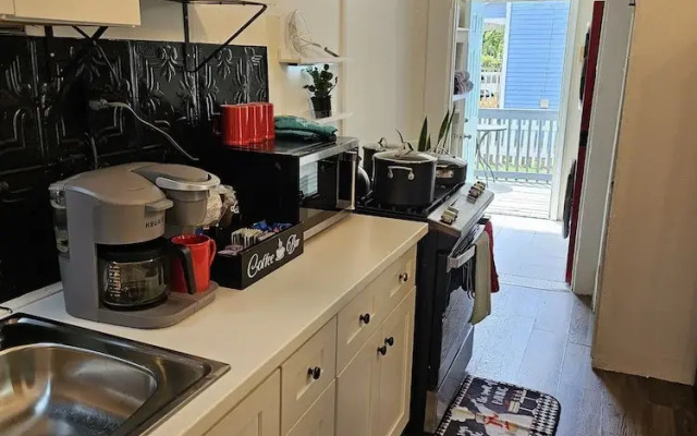 4 Minutes to Downtown by the Atlanta Beltline Trail in the Cabbagetown Neighborhood