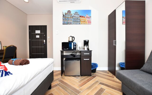 DUKES Apartments - Old Town