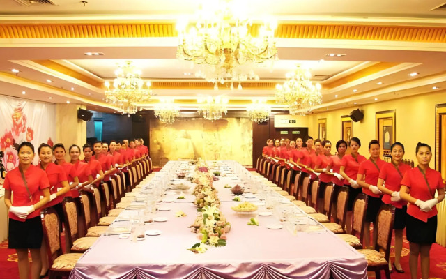 Luoyang Aviation Hotel