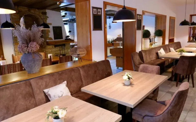 Hotel-Pension zum Paradies