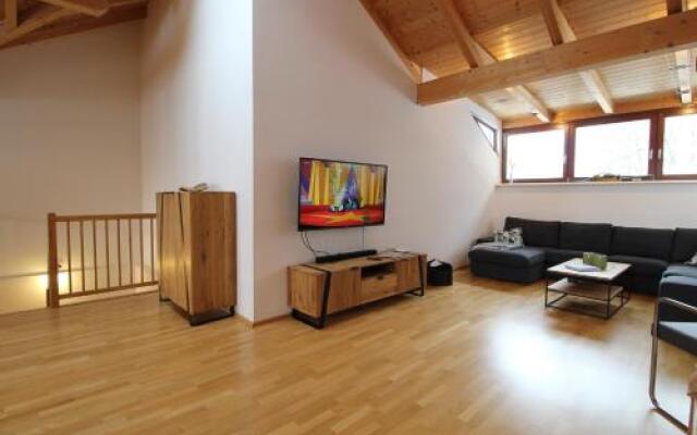 Haus Tomas by ISA AGENTUR