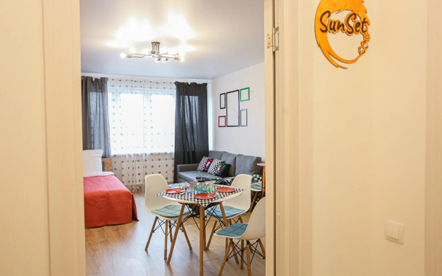 SunSet (СанСет) на улице Героев Донбаса 7