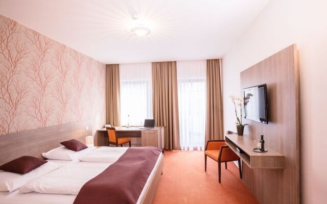 Hotel Lev