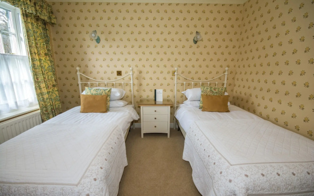 The Three Shires Inn