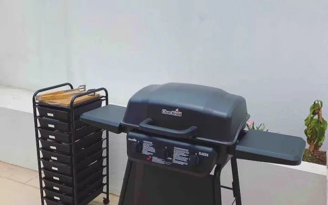 Palm Beach Vacaysuites - Bamboo Suite - Studio