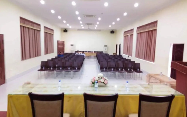 Samrongsen Hotel