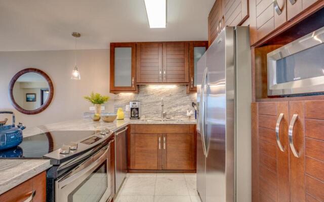 Waikiki Beach Tower #1903