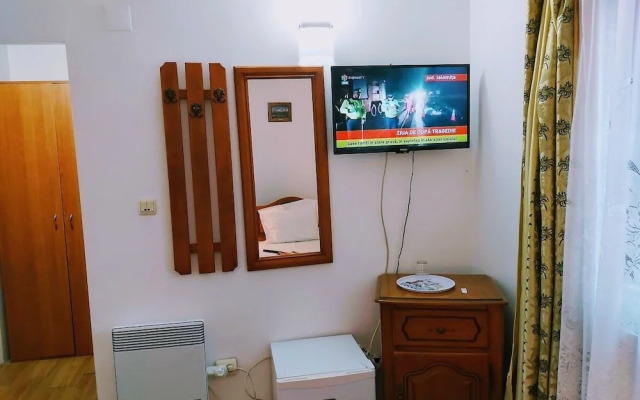 Pensiunea Agroturistica Piscul Soarelui