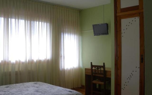 Hotel Villaneila