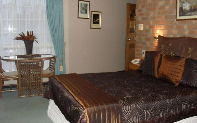 Sapphire Waters Motor Inn