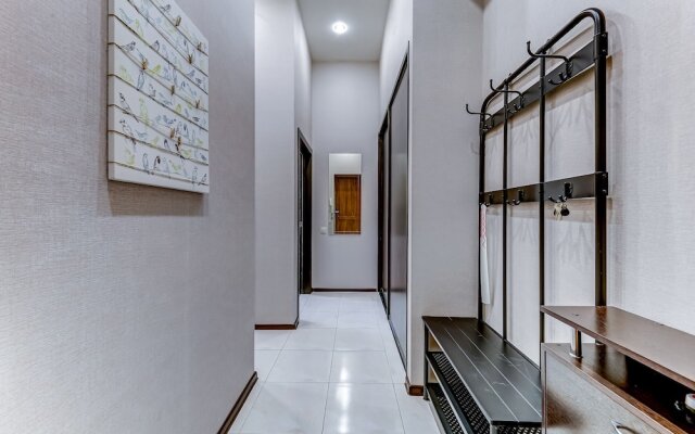 Home4day на ул. Марата