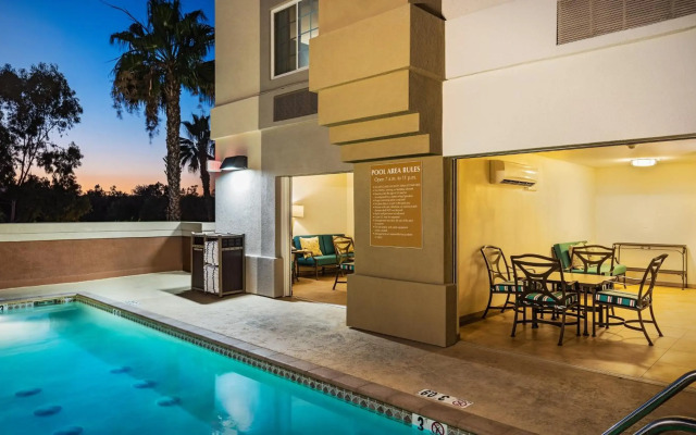 Candlewood Suites Anaheim - Resort Area by IHG