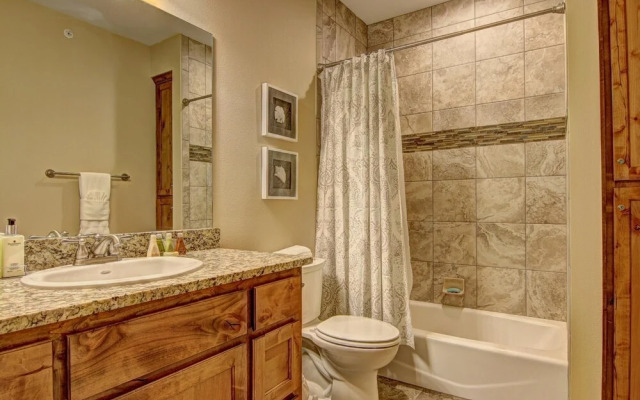 Cliffside Paradise RG 308