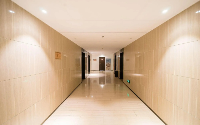 Laisite Theme Apartment (Guangzhou Science City, Greenland Central Plaza) – Hotel Rooms – Guangzhou