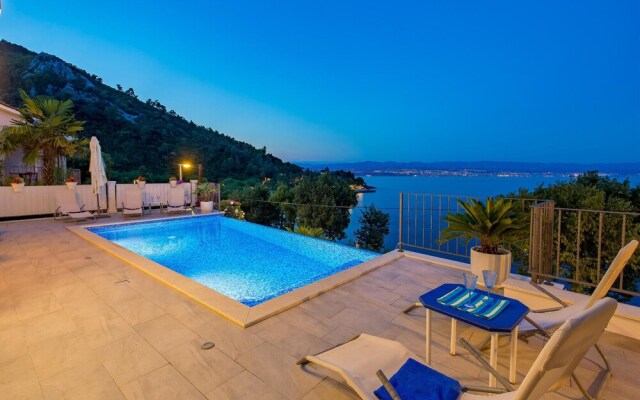 Stunning Home in Medveja With Wifi and 2 Bedrooms