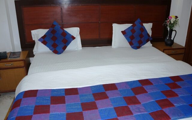 Maxfort Budget Hotel Gurgaon