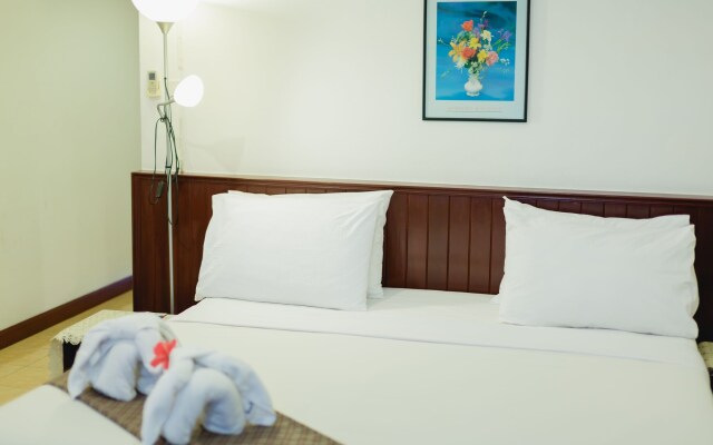 Rabbit Mansion Patong Hotel