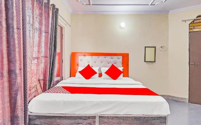 OYO Flagship 83388 Sunder Hotel