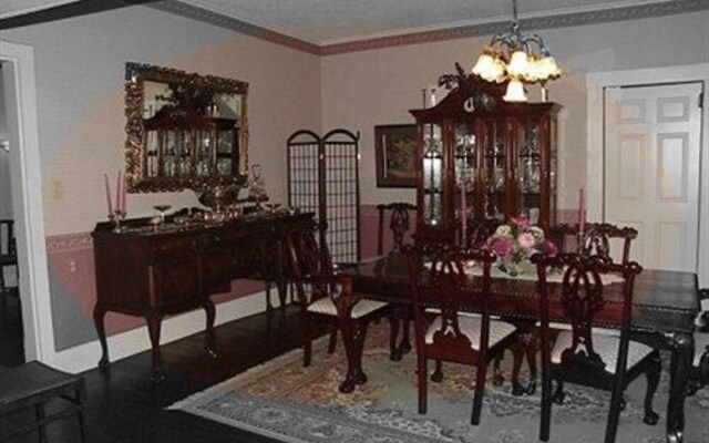 Thee Hubbell House