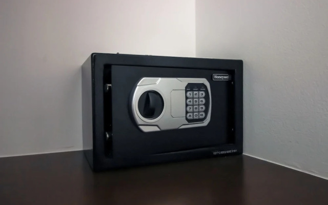 Luxury House Near Akumal Beach by Olahola