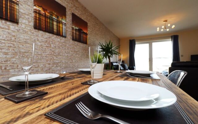 Stay Central Century Wharf