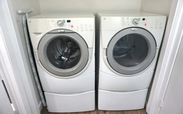 Newly Updated Cozy Home