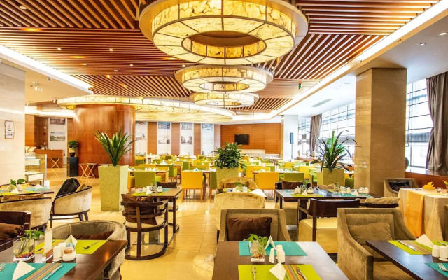 Holiday Inn Tianjin Aqua City