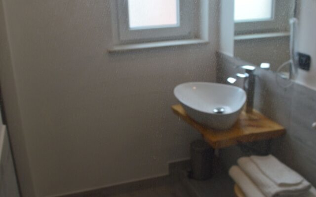 UP&B Rooms