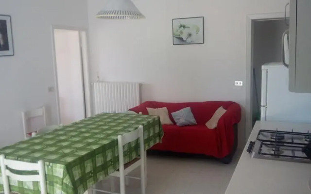 Villa Elegante Con Terrazzo E Giardino