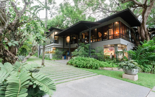 The Henry Resort Dumaguete