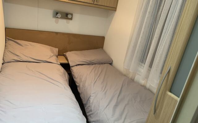 Charming 5-beds Caravan in Beautiful Seton Sands