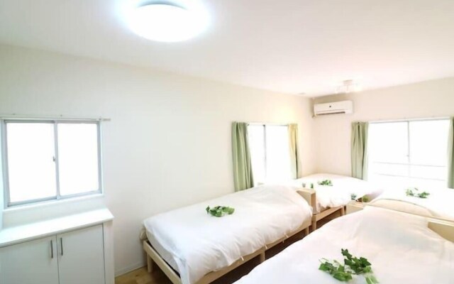 Nishi-Shinjuku HOUSE FIVE 2F