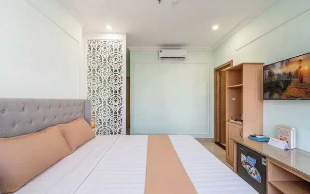 Cozrum - Love Hotel Trần Thị Nghỉ
