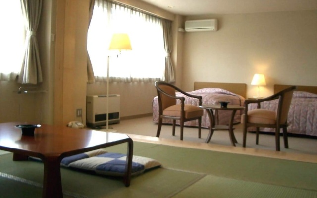 Villa Kisetsufu – Guest Rooms – Yamanakako