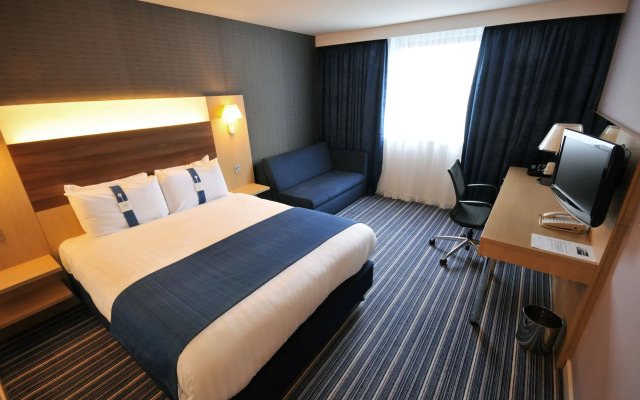 Holiday Inn Express Leigh - Sports Village by IHG